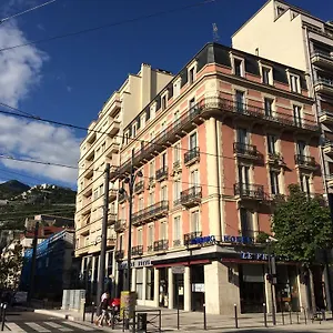https://touring-hotel.hotels-rhonealpes.com