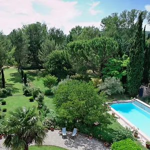https://le-domaine-de-saint-veran.fr-provencehotel.com